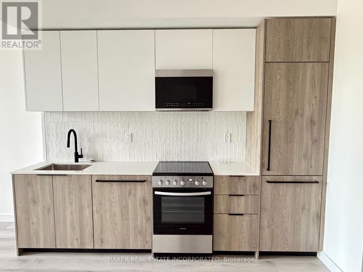 Property Photo:  1635 Military Trail 320  ON M1C 1B2 