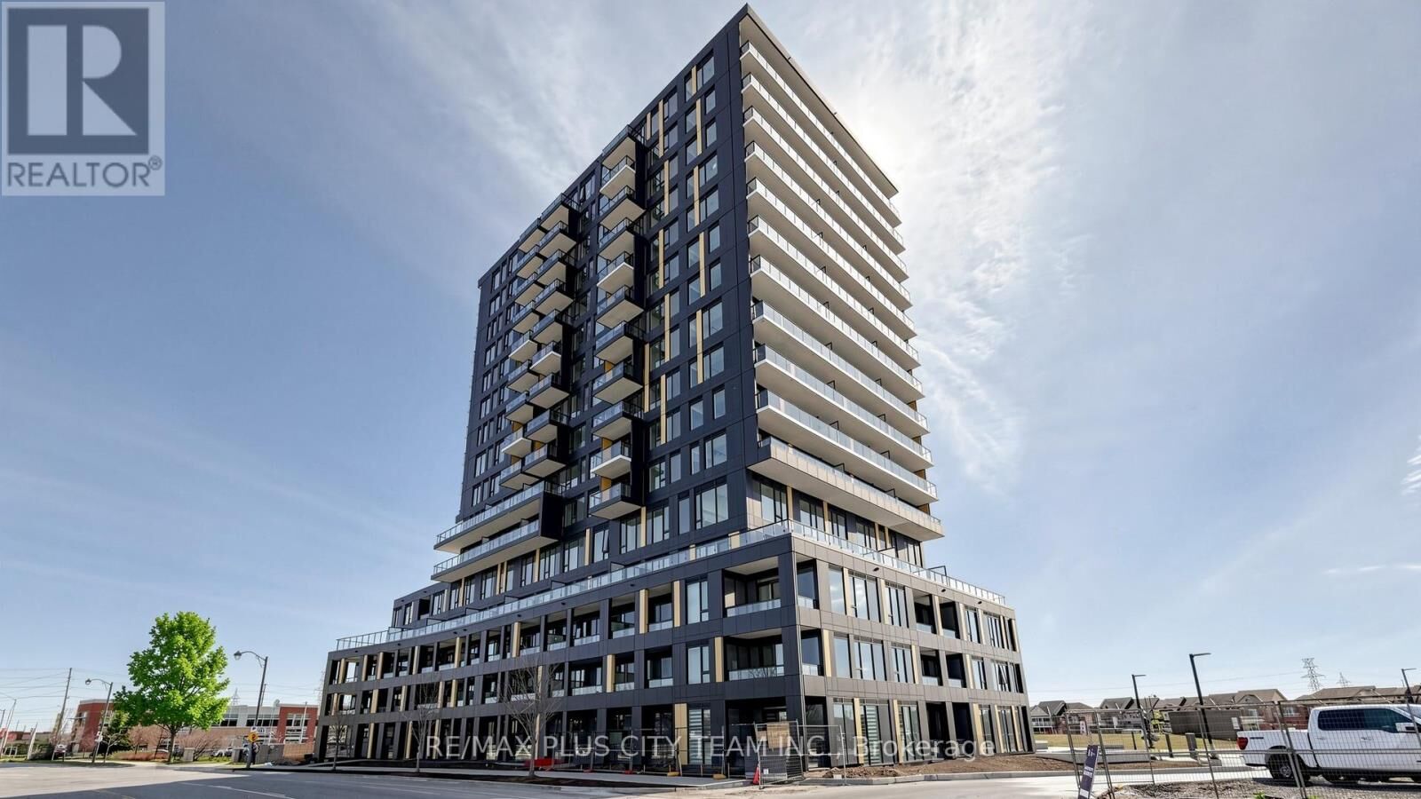 Property Photo:  4878 Powers Common D903  ON L7M 2B4 