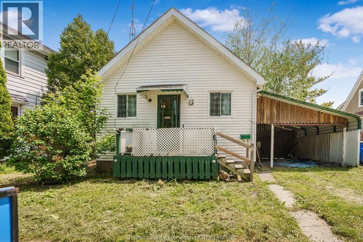 Property Photo:  8 Gray Street  ON N7M 1S6 