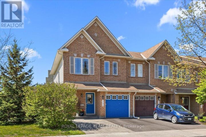 Property Photo: 345 Forestbrook Street ON K2K 0B8