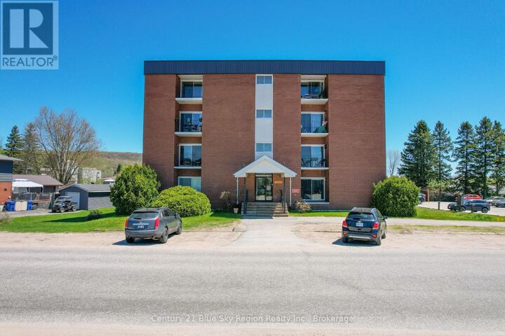 Property Photo:  122 Giroux Street 305  ON P1B 7Y7 