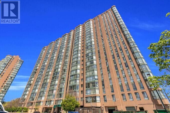 Property Photo:  145 Hillcrest Avenue 2016  ON L5B 3Z1 