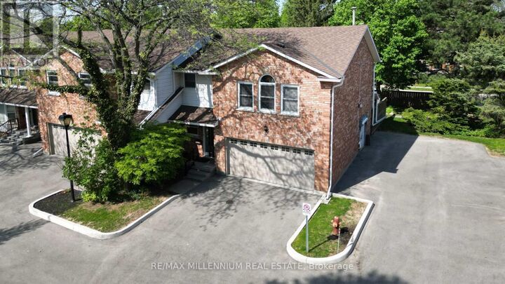 Property Photo:  230 Meadowbrook Drive 11  ON L9G 4V2 