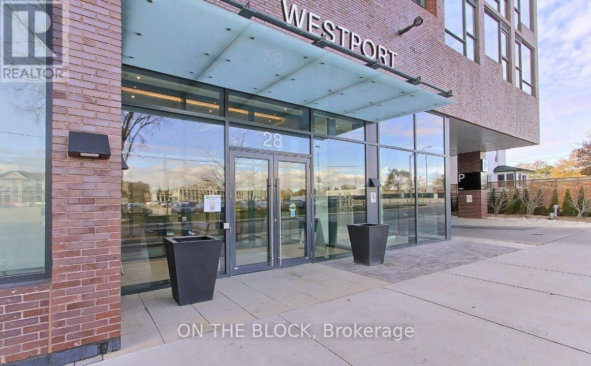 Property Photo:  28 Ann Street 416  ON L5G 0E1 