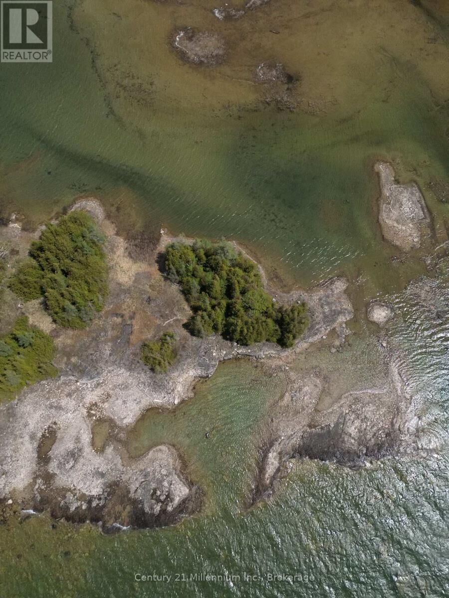 Photo de la propriété:  45A & 45B Island  ON N0H 2T0 