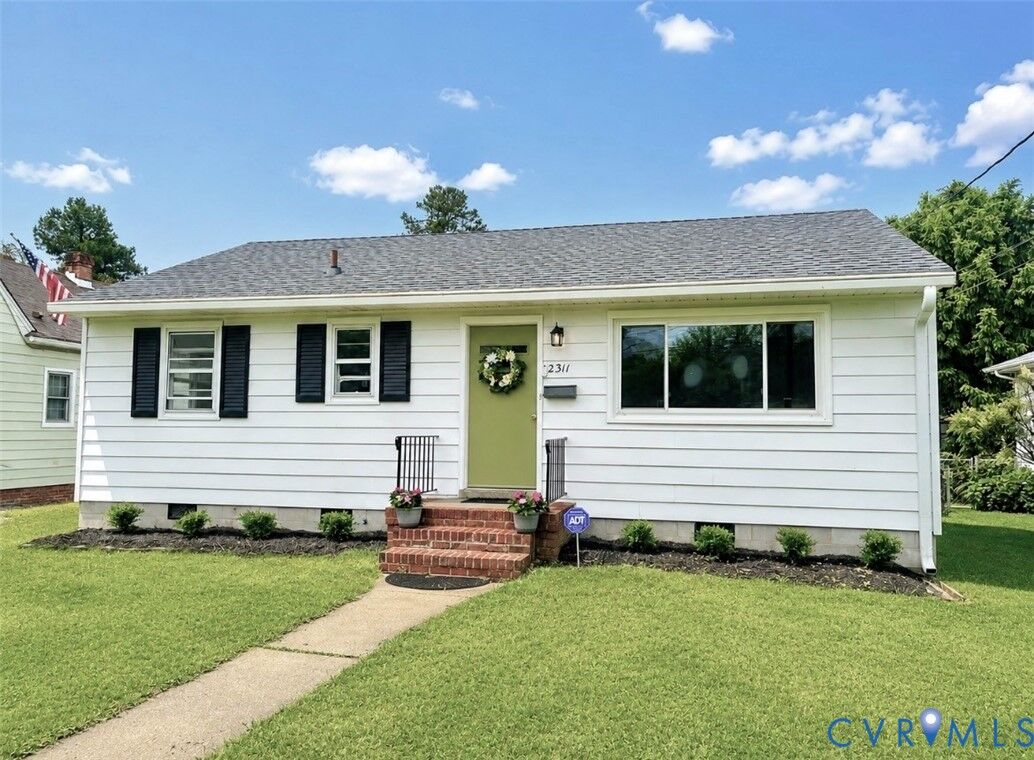 Property Photo:  2311 Maplewood Road  VA 23228 