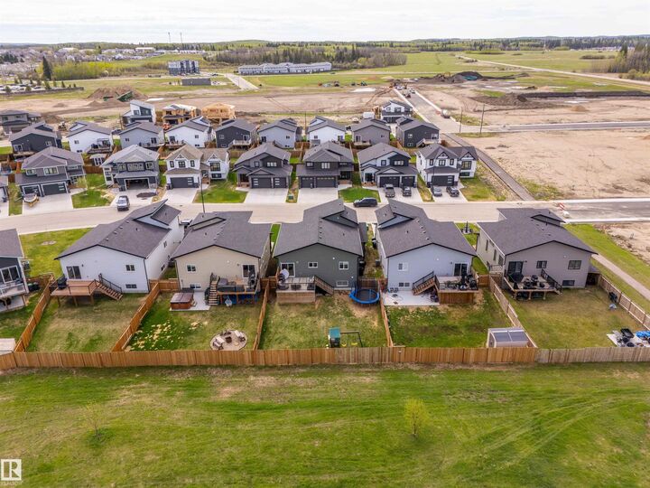 Property Photo: 318 Waterton Way AB T9M 0L4