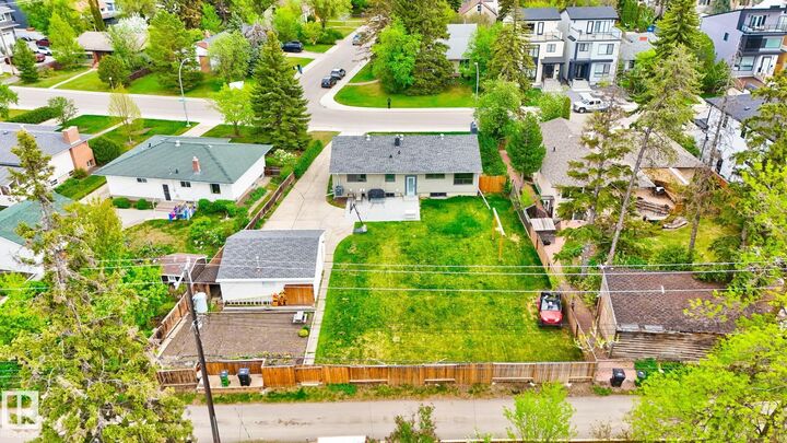 Property Photo:  7920 119 Street NW  AB T6G 2L4 