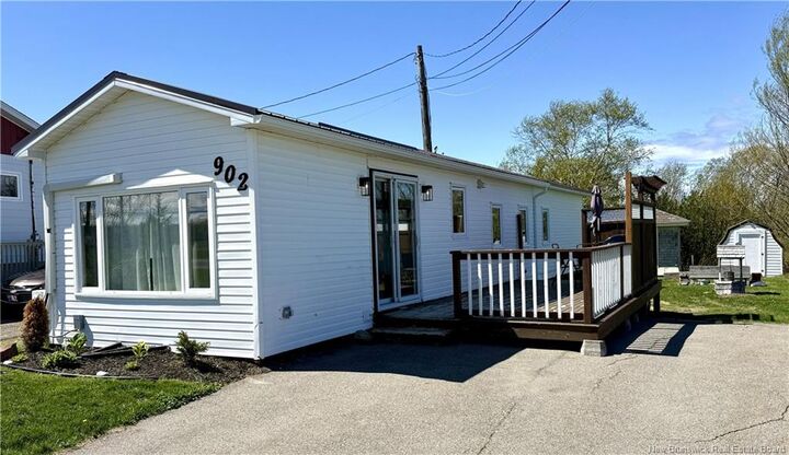 902 Boulevard Des Acadiens — photo 1