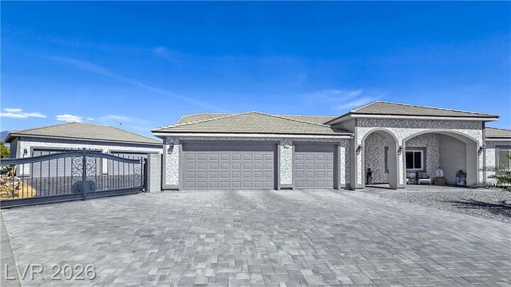 Property Photo:  6611 Parkwood Court  NV 89061 