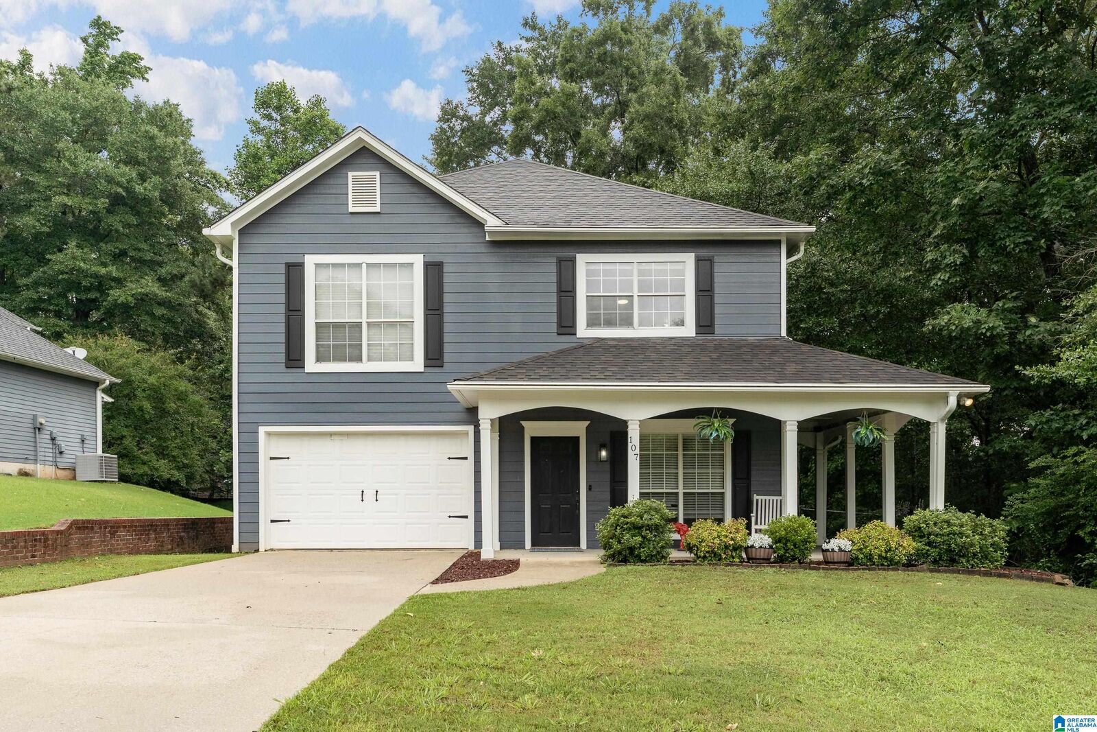 Property Photo:  107 Ashton Woods Drive  AL 35043 