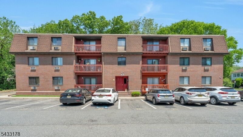 Property Photo:  666 Mill St  NJ 07109 