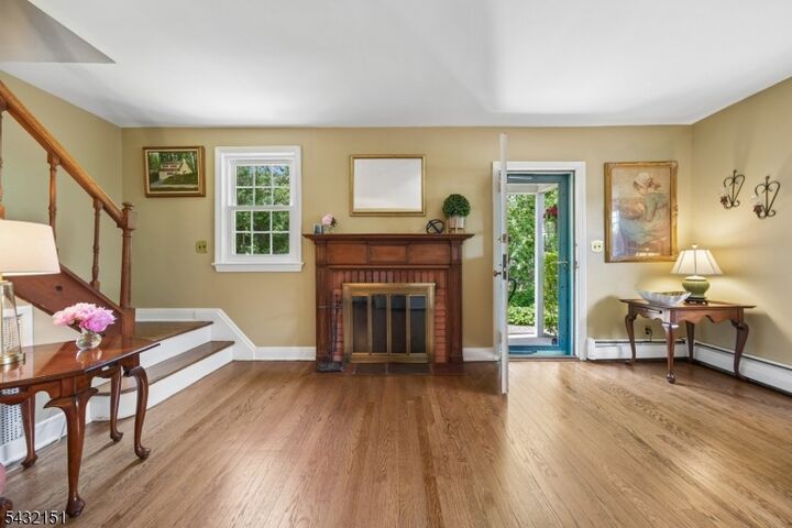 Property Photo:  150 West End Place  NJ 07016 