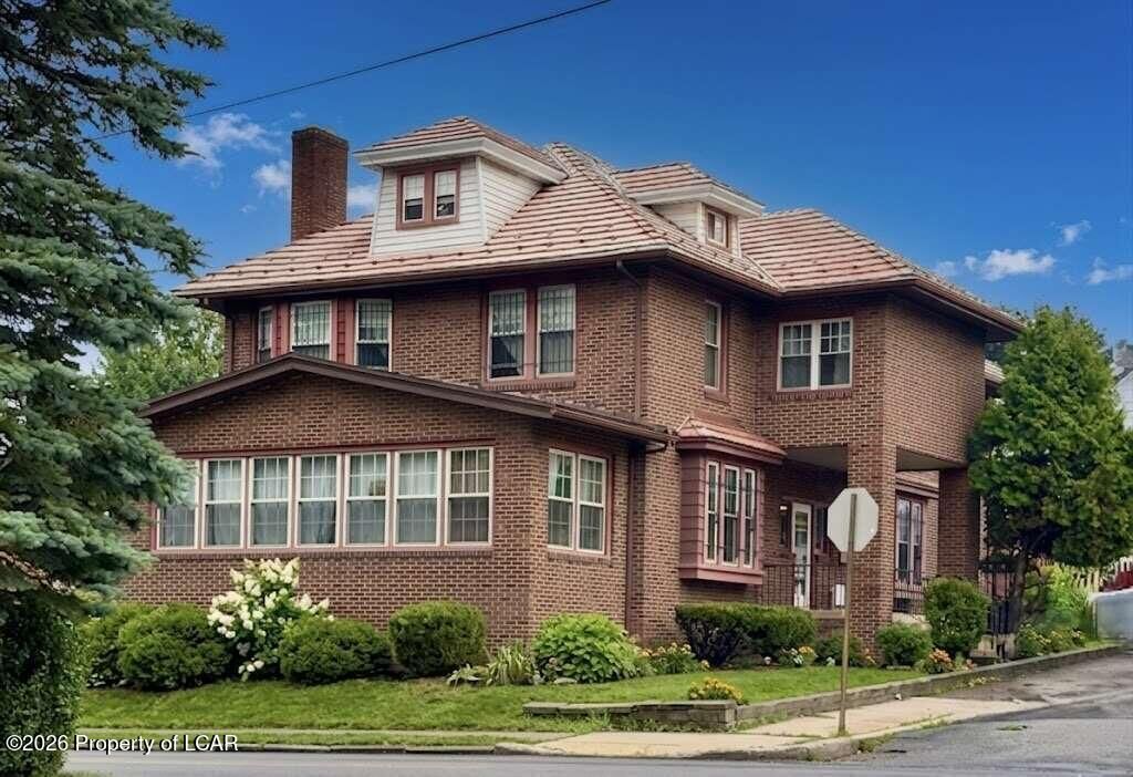 Property Photo: 137 W Birch Street PA 18201