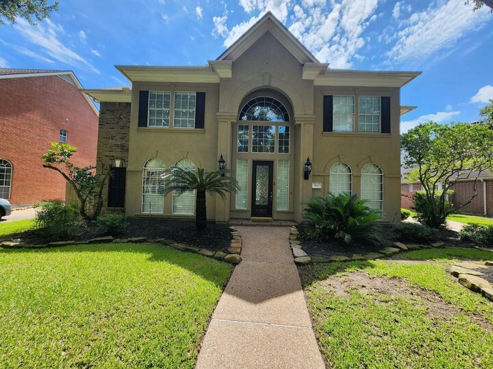 Property Photo:  819 Old Valley Way  TX 77094 
