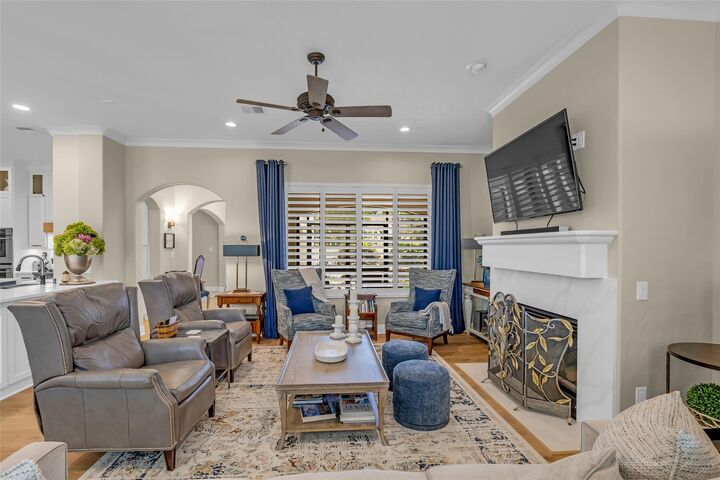 Property Photo:  63 Fairway Park Main  TX 77356 