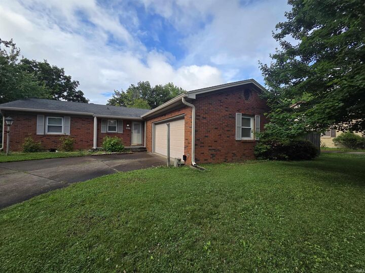 Property Photo:  8388 Chestnut Drive  IN 47630 