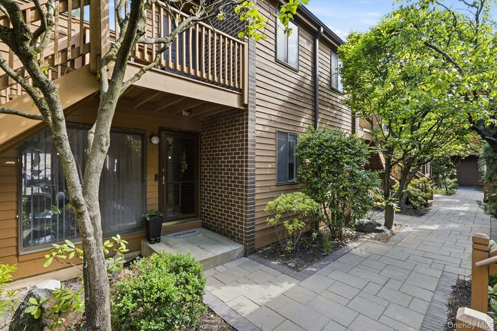 Property Photo:  15 Greenridge Avenue 3  NY 10605 