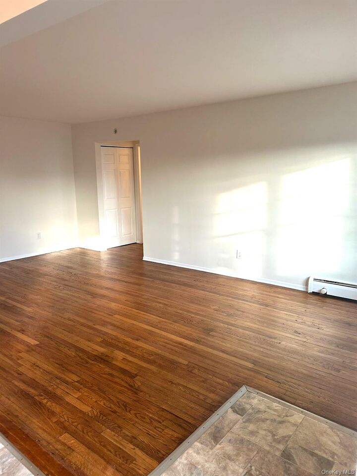 Property Photo:  8 Colonial Road 8  NY 12508 
