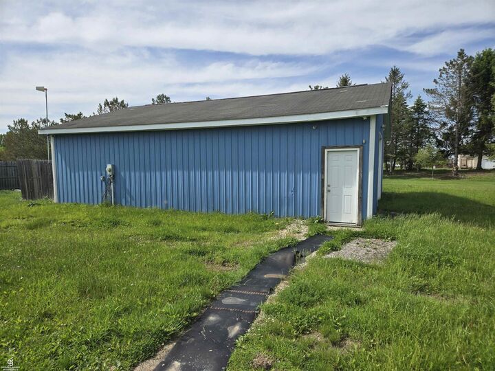 Property Photo:  4179 Kilgore Road  MI 48006 