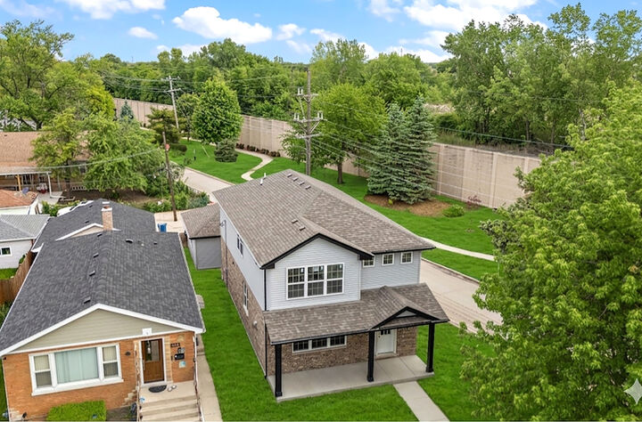 Property Photo: 7630 W 66th Street IL 60501