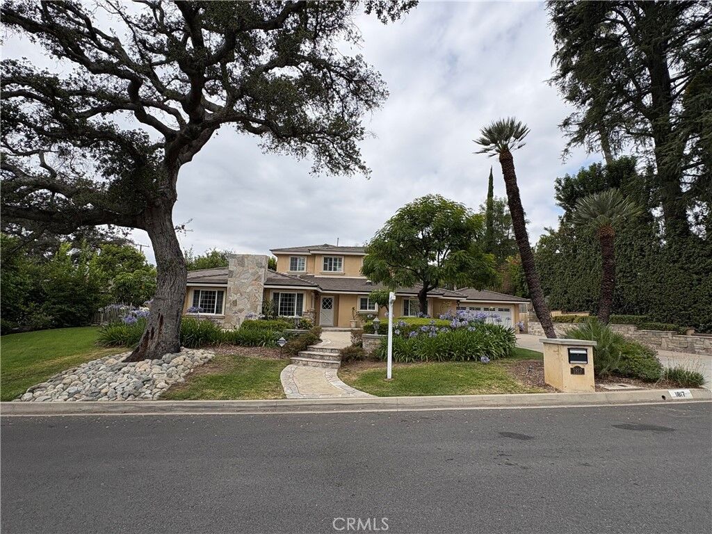 Property Photo: 1817 Elevado CA 91006