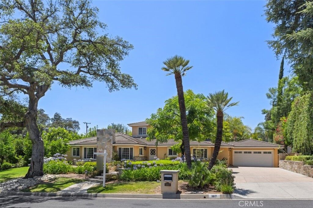 Property Photo:  1817 Elevado  CA 91006 