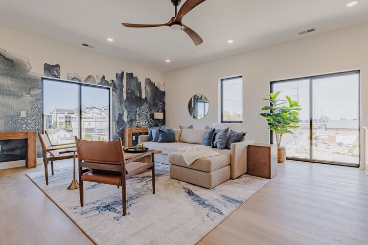 Property Photo:  3509 Charlotte Ave W 501  TN 37209 
