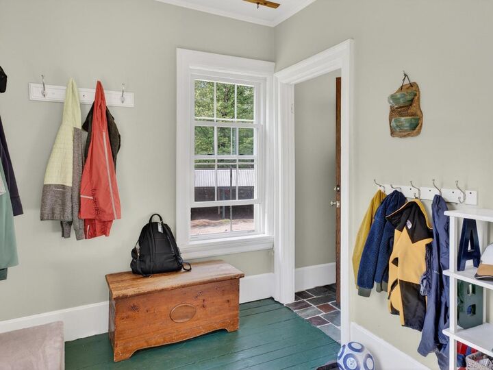 Property Photo:  1376 Wes White Hill  VT 05477 