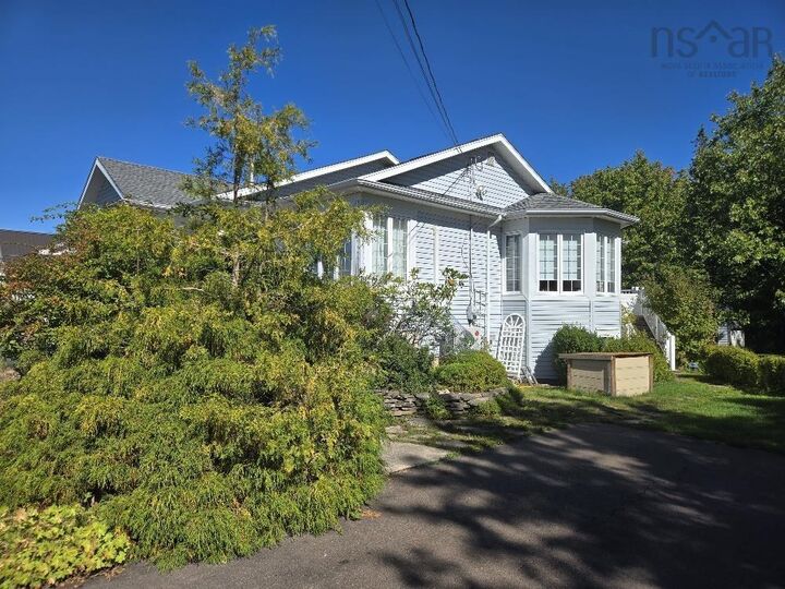 Property Photo: 40 Silverwood Dr. NS B2N 6Y6