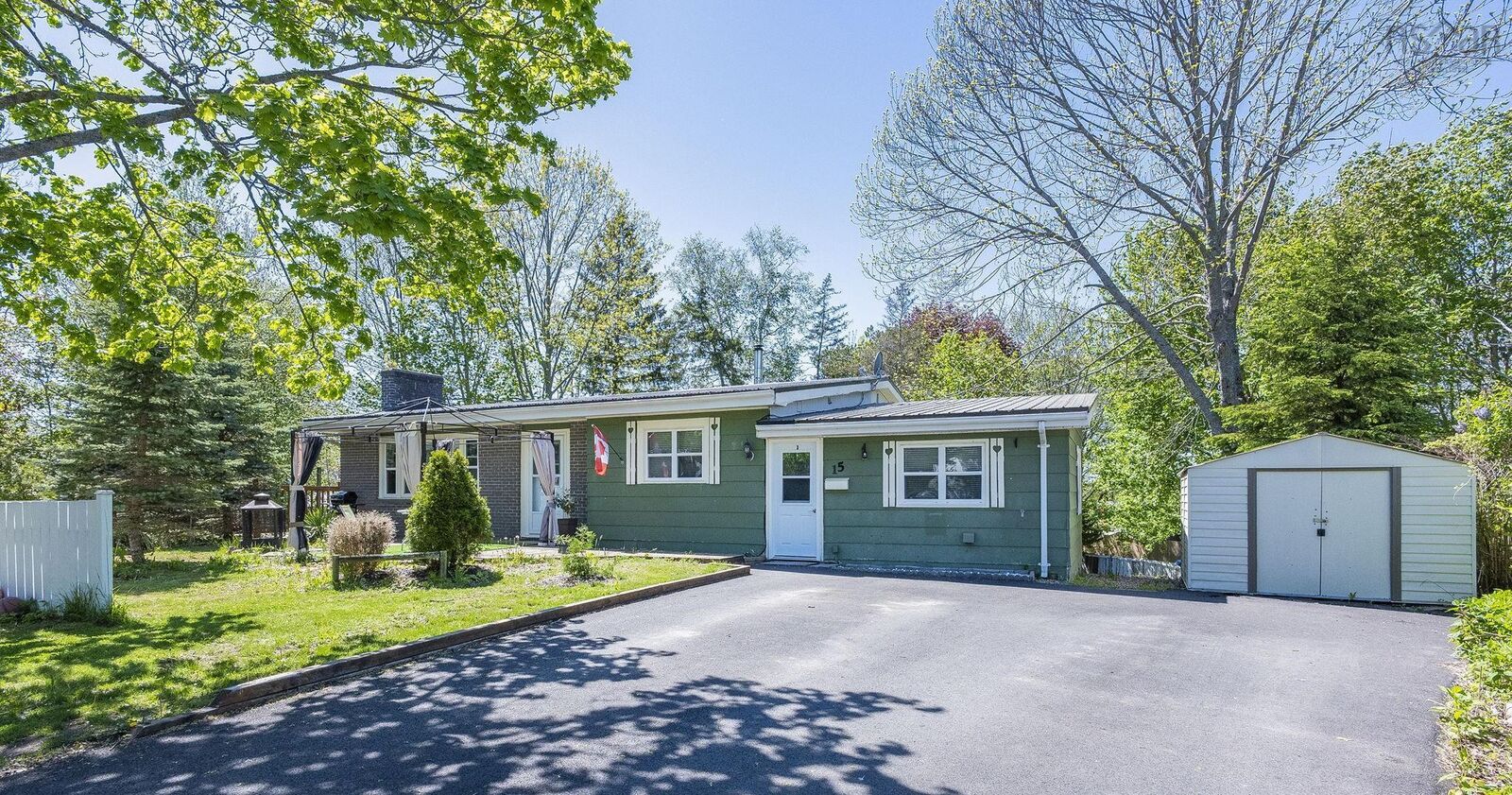 Property Photo:  15 Maxwell Place  NS B4N 1A4 