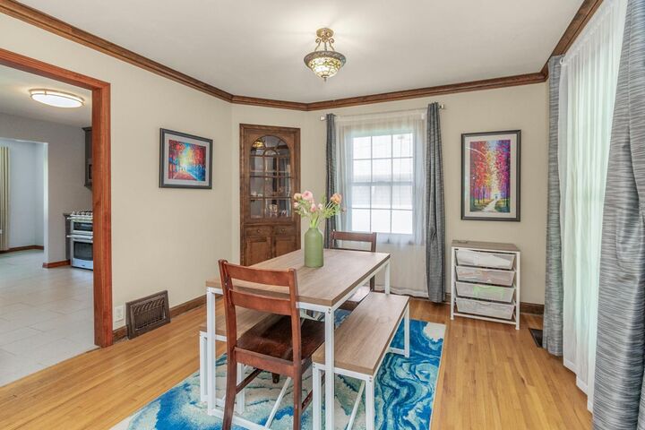 Property Photo:  1101 Humboldt Avenue  MN 55118 