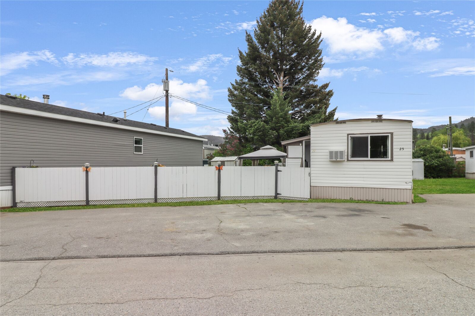 Property Photo: 263 # 3 Highway 25 BC V0X 1W0