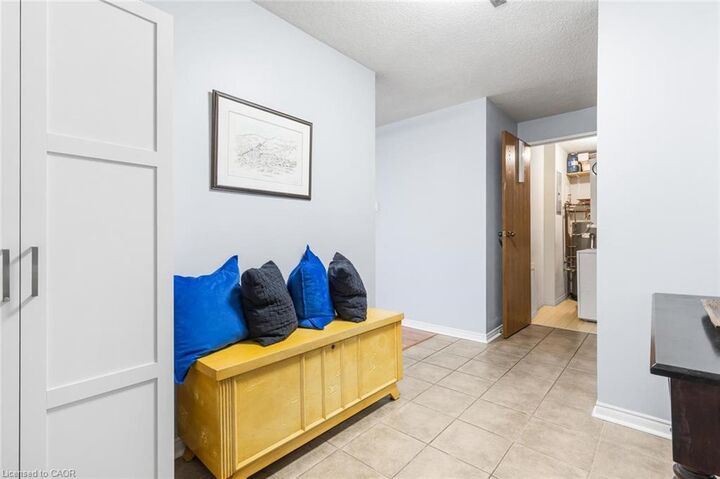 Property Photo: 55 Green Valley Drive 1502 ON N2P 1Z6