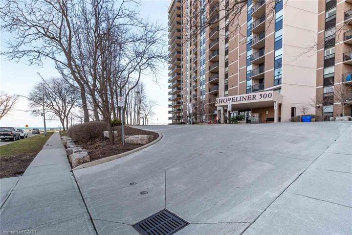 Property Photo:  500 Green Road 901  ON L8E 3M6 