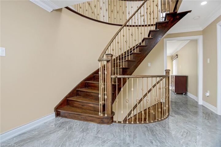 Property Photo: 2235 Grenville Drive ON L6H 4W7