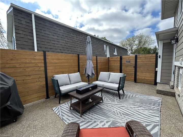 Property Photo:  4258 Longmoor Avenue Lower  ON L7L 4Z9 