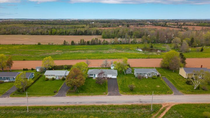Property Photo: 2458 Bethel Road PE C1B 3M2