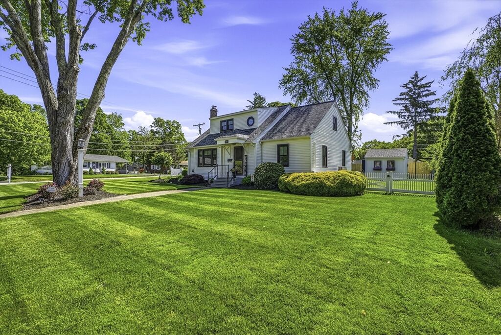 Property Photo:  106 Sherry Street  MA 01588 
