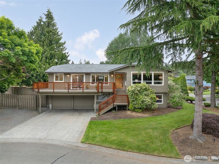 Property Photo:  10611  237th Place SW  WA 98020 