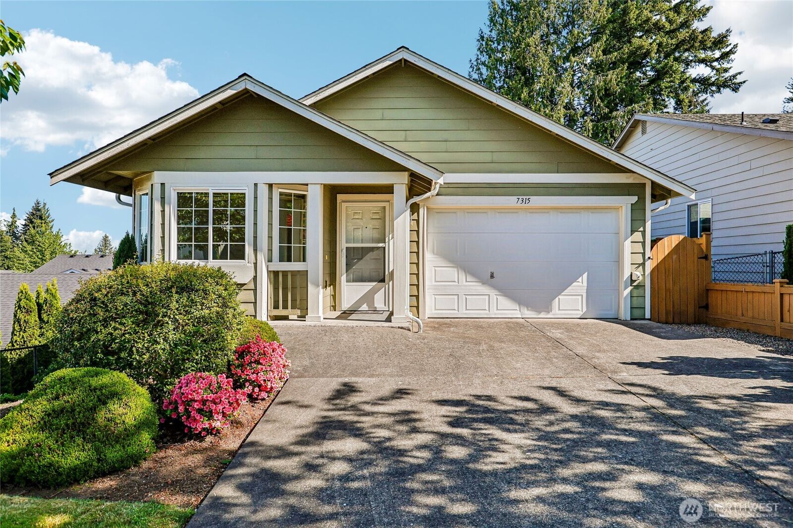 Property Photo:  7315  61st Place NE  WA 98270 