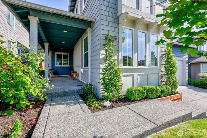 Property Photo: 18856 Colwood Avenue NE WA 98370