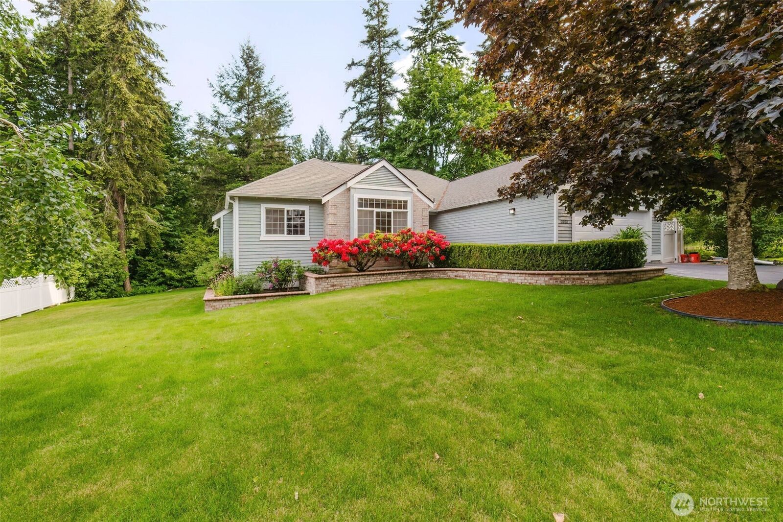 Property Photo: 2031 NE Marina Vista Court WA 98370