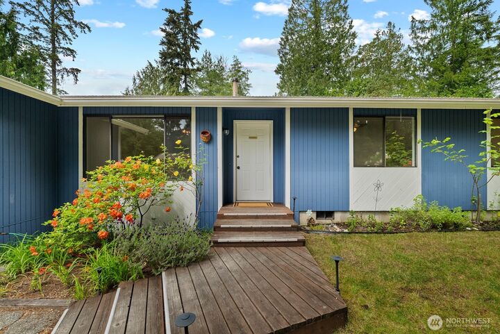 Property Photo: 4007 105th Street Ct WA 98332