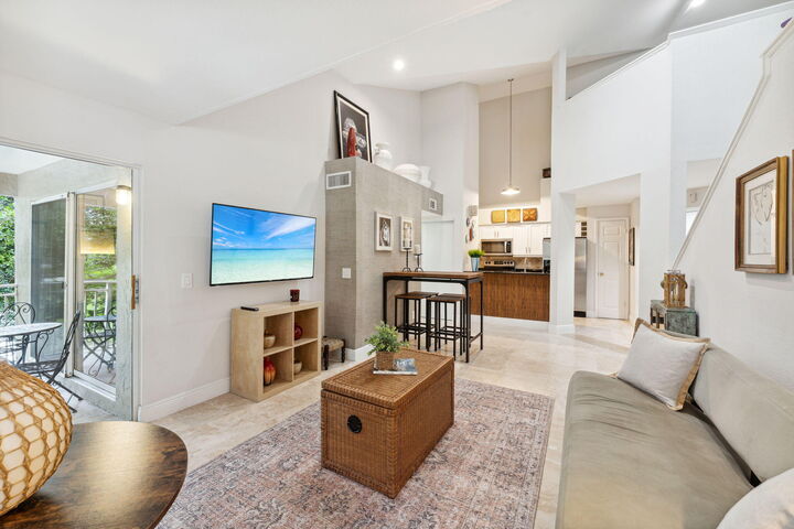 Property Photo:  1725 Palm Cove Boulevard 2-306  FL 33445 