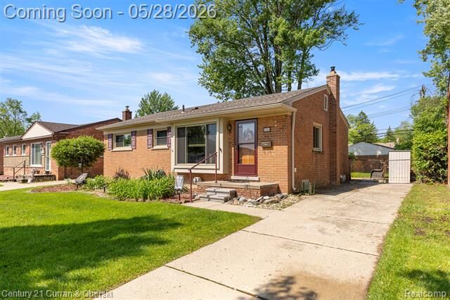 Property Photo: 8245 N Hubbard Street MI 48185