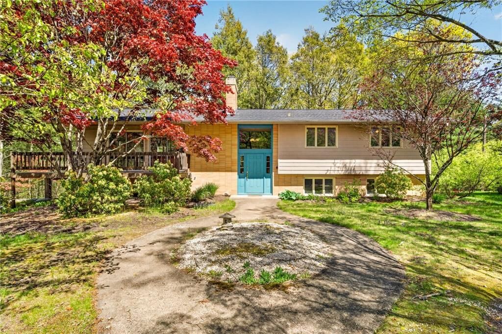 Property Photo:  251 North Road  RI 02831 