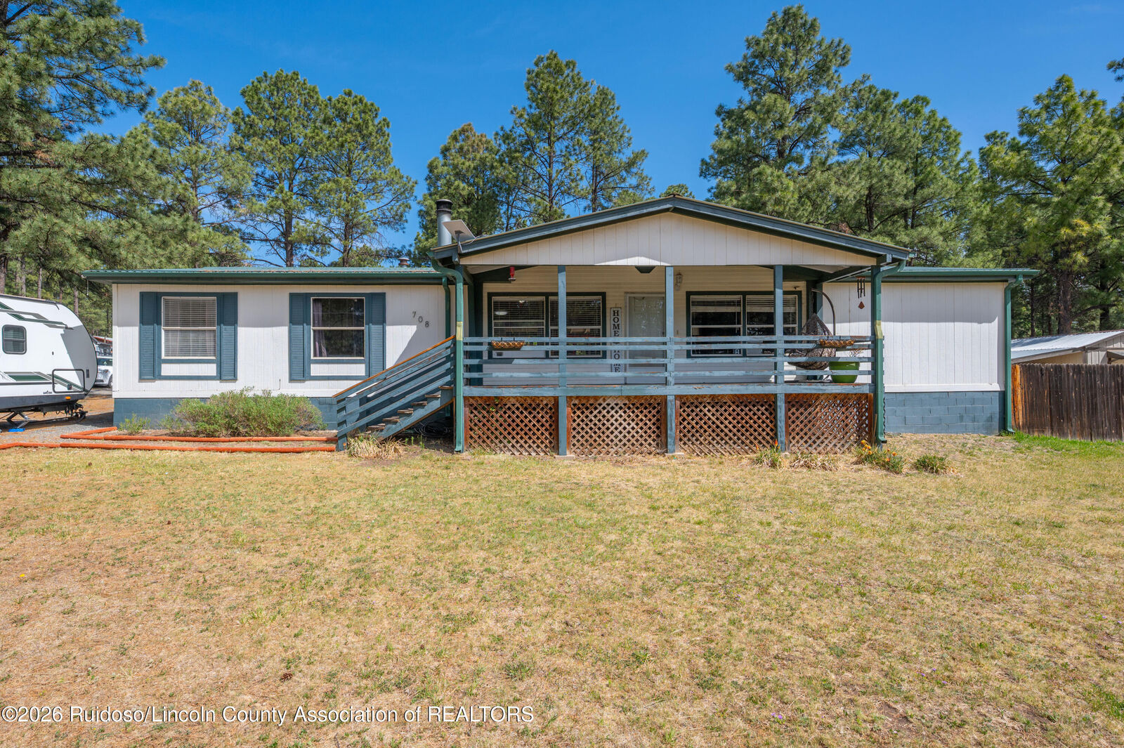 Property Photo:  708 White Mountain Drive  NM 88345 