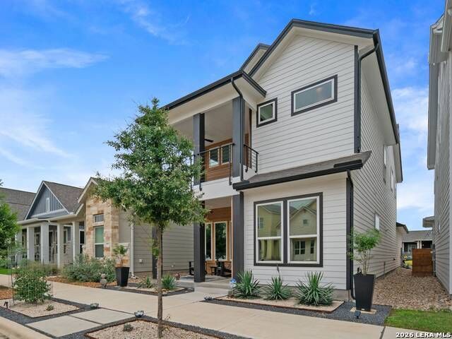 Property Photo: 783 N Academy Ave TX 78130