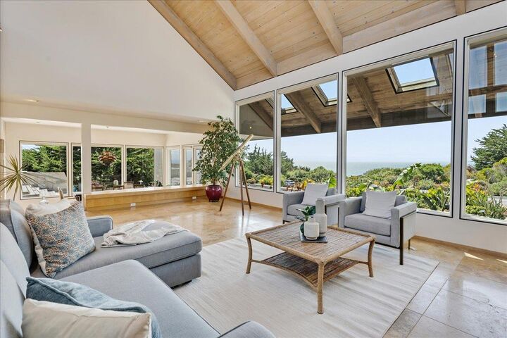 Property Photo: 405 Heather Point Lane CA 95076